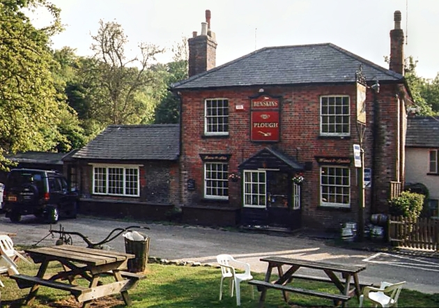 Plough_pub.thumb_head