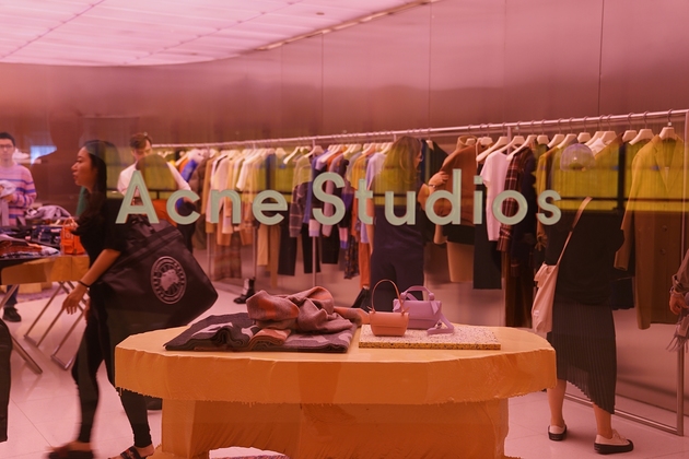 Acne_studios.thumb_head